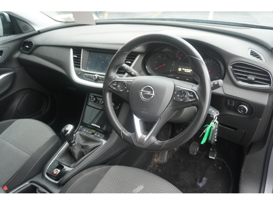 2019 Opel Grandland X - image 10
