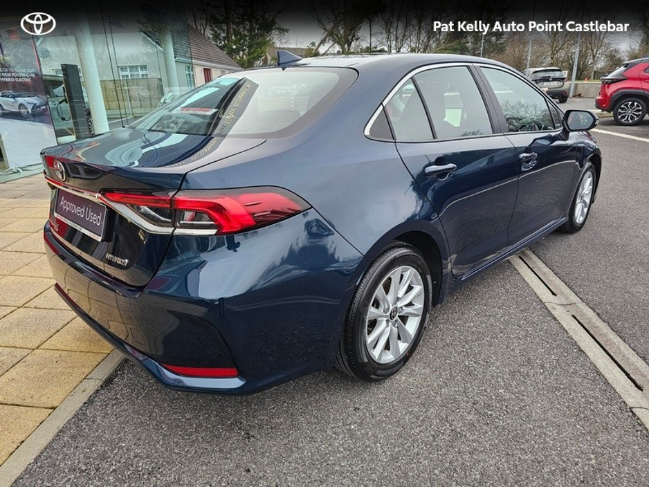 2023 Toyota Corolla COROLLA LUNA SALOON €27,900