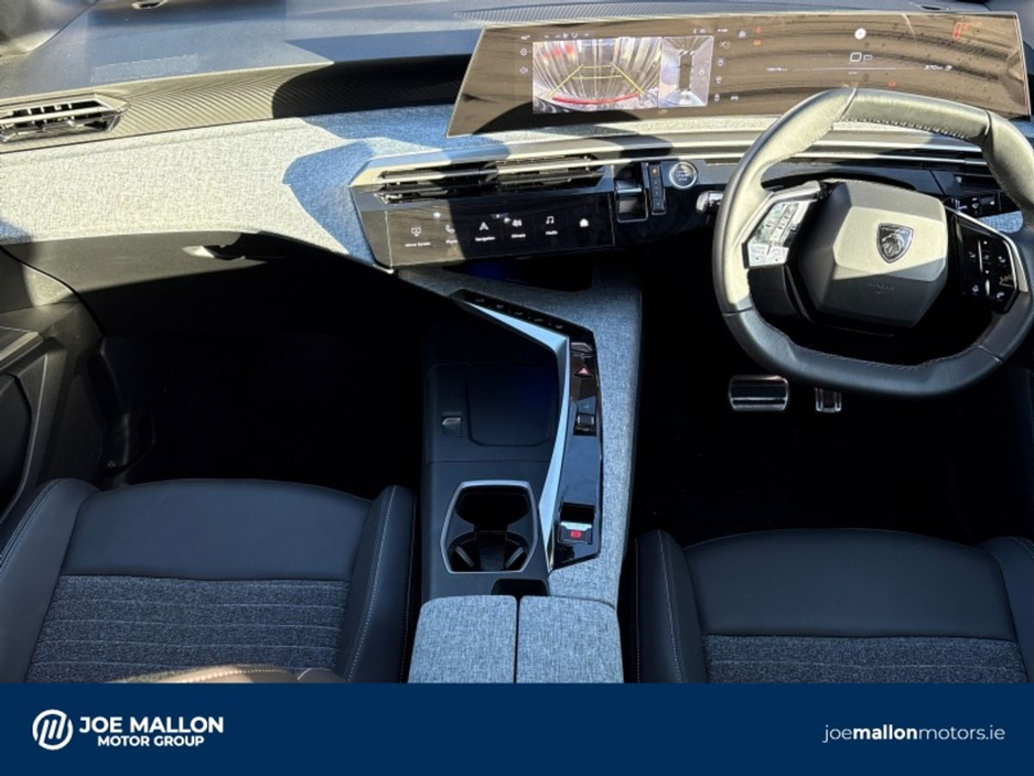 2025 Peugeot 3008 - image 4