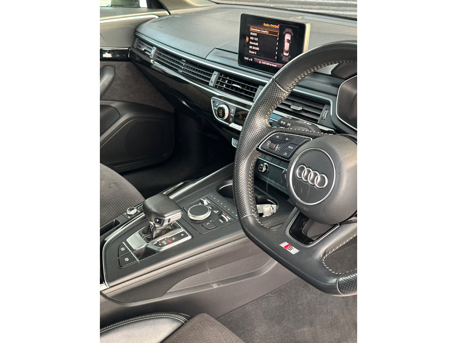 2018 Audi A4 - image 22