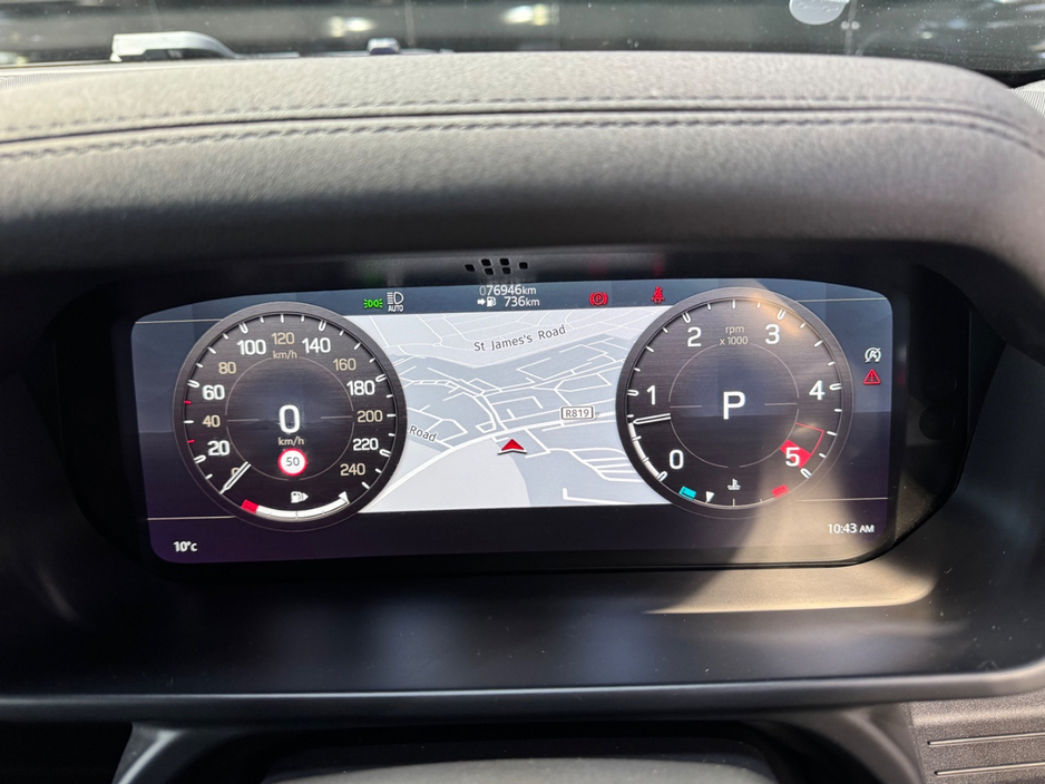 2021 Land Rover Defender - image 23