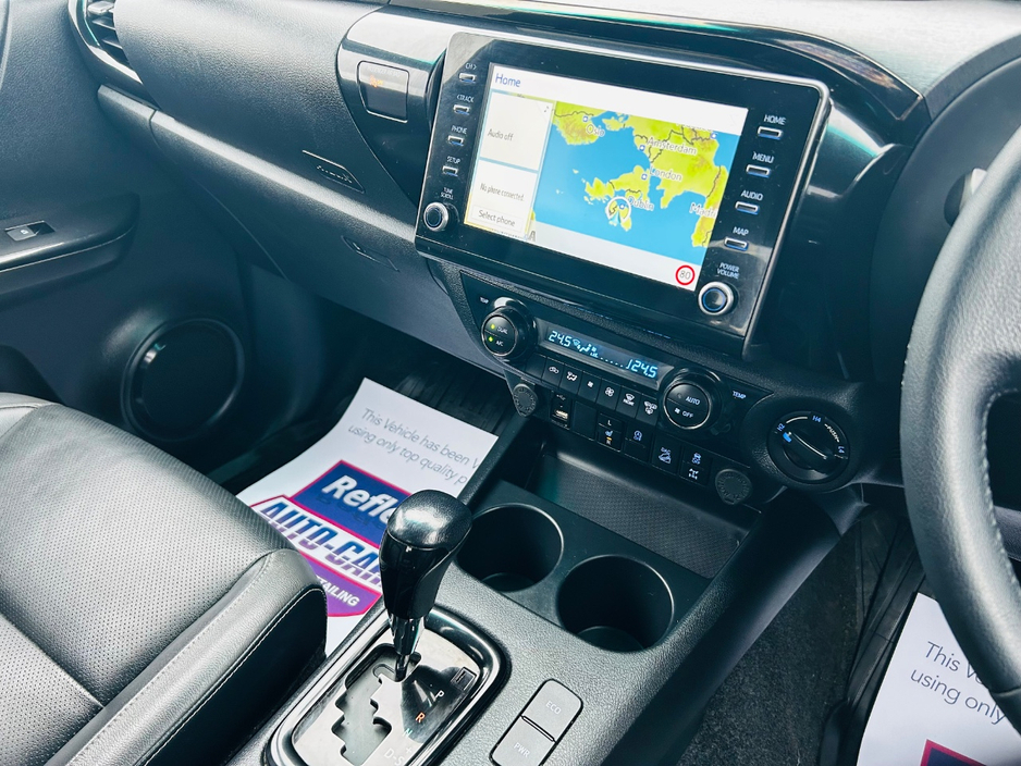 2021 Toyota Hilux - image 10