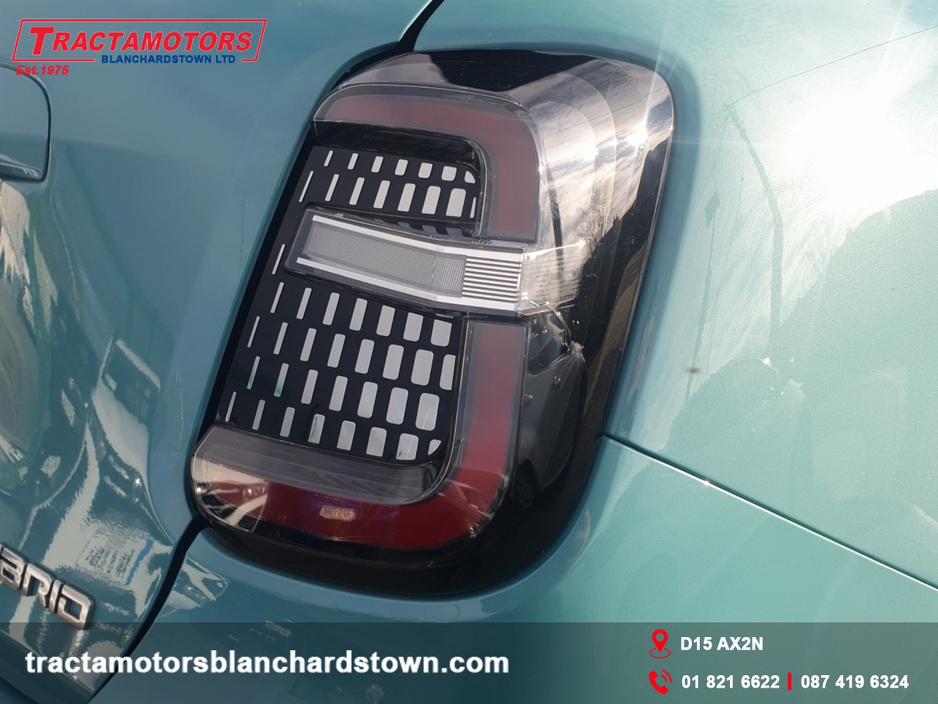 2025 Fiat 600 - image 19