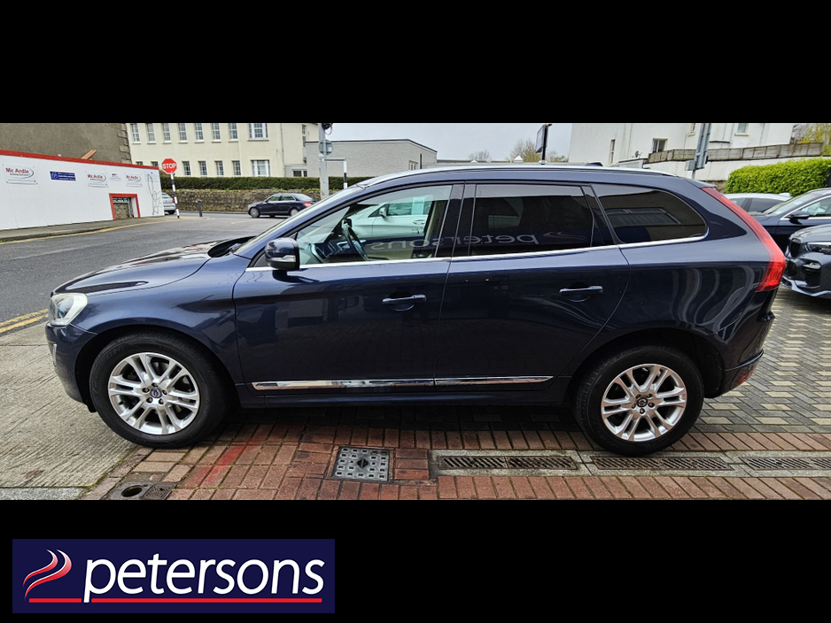 2013 Volvo XC60 - image 5