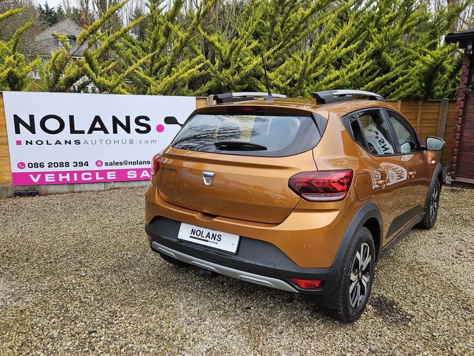 2021 Dacia Sandero Stepway - image 14