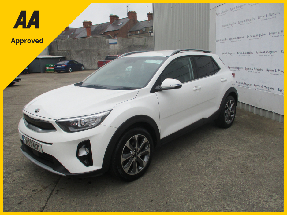 2020 Kia Stonic K3 1.0 PETROL WITH LOW KMS LONG NCT TESTED FULLY SERVICED WITH 6 MONTHS   WARRANTY AND 12 MONTHS AA COVER. €17,500