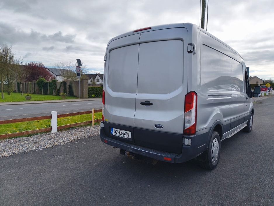 2018 Ford Transit - image 4