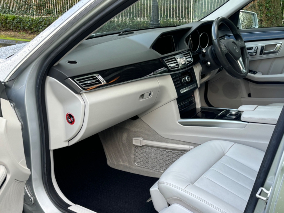 2015 Mercedes-Benz E Class - image 8