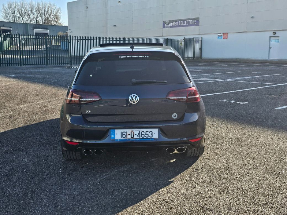2016 Volkswagen Golf - image 8