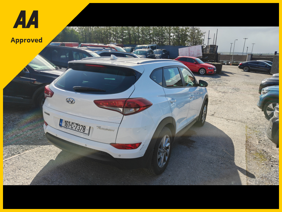 2016 Hyundai Tucson - image 14