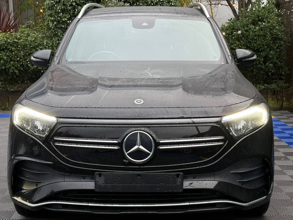 2024 Mercedes-Benz EQB 4MATIC AMG-LINE PREMIUM 7-SEATER // LOW MILEAGE // APPLE CARPLAY/ANDROID AUTO // DIGITAL CLUSTER €38,900