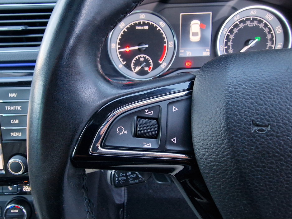 2016 Skoda Superb LAURIN & KLEMENT 2.0 AUTOMATIC €17,950