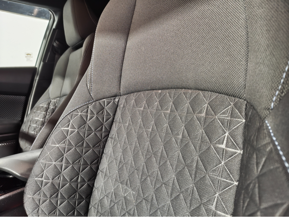 2021 Toyota C-HR - image 13