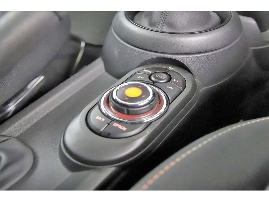 2018 MINI Hatch 1.5 COOPER 5DR*17" ALLOY WHEELS*PRIVACY GLASS*P*REVERSE CAMERA* €19,890