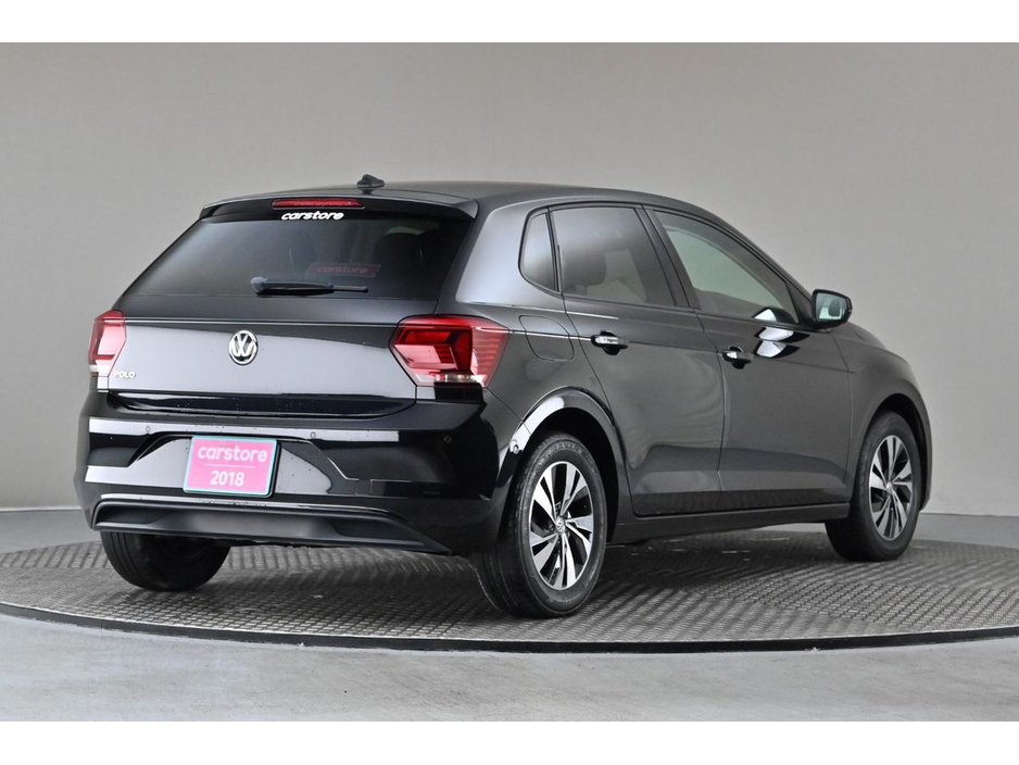 2018 Volkswagen Polo - image 9