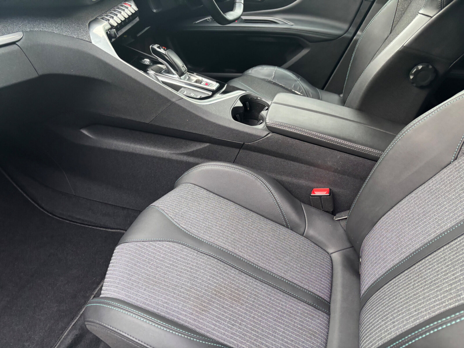 2022 Peugeot 3008 1.5 BlueHDi 130bhp Allure Auto €26,950