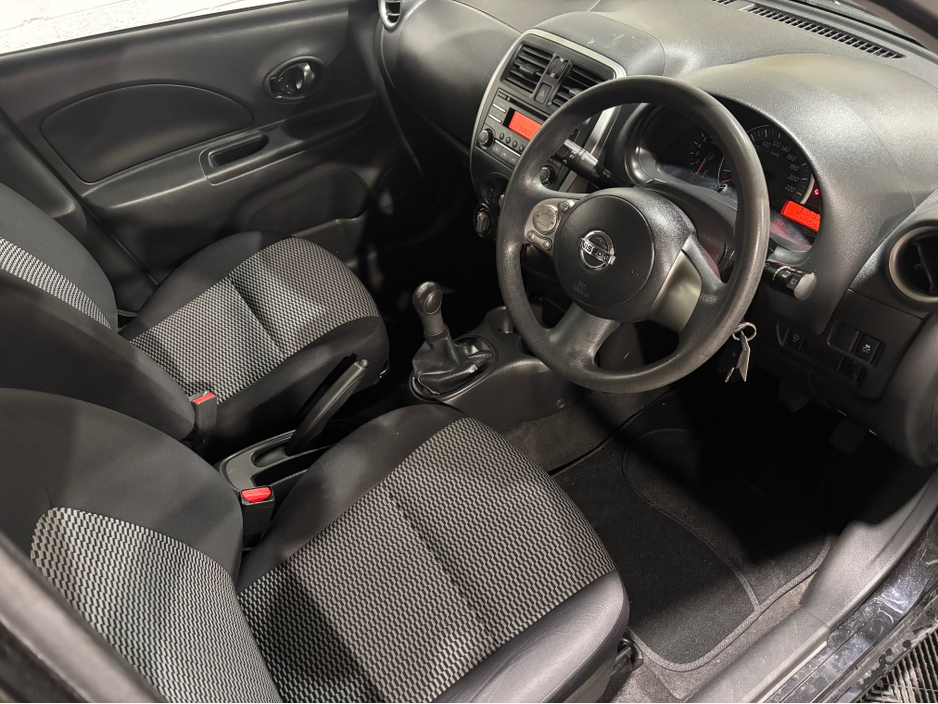 2017 Nissan Micra - image 9