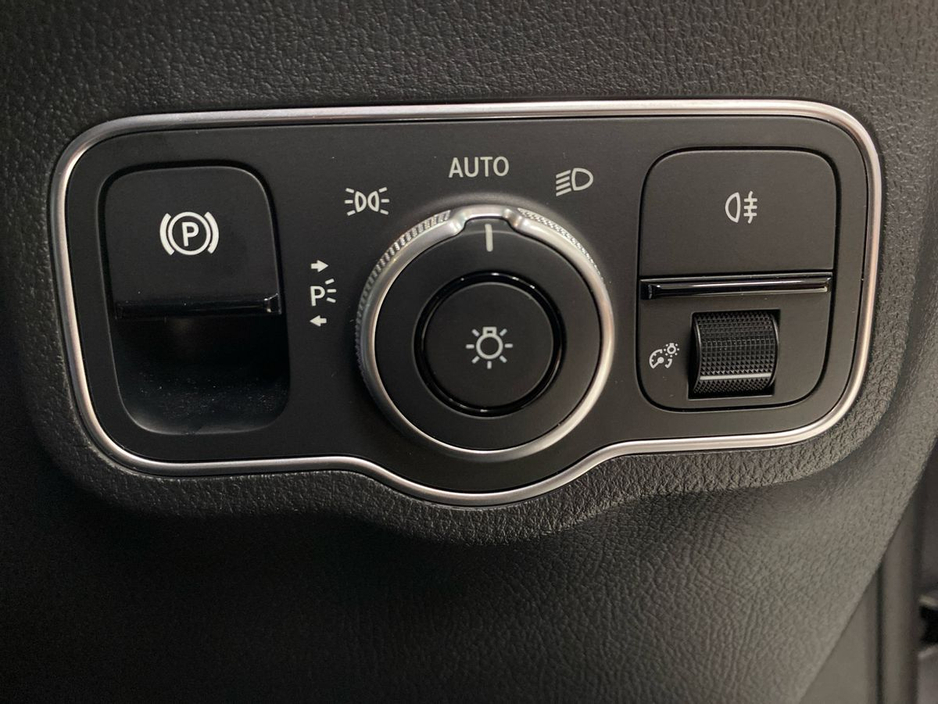 2024 Mercedes-Benz GLA Class - image 20