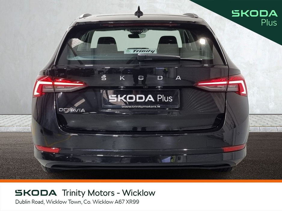 2023 Skoda Octavia - image 14