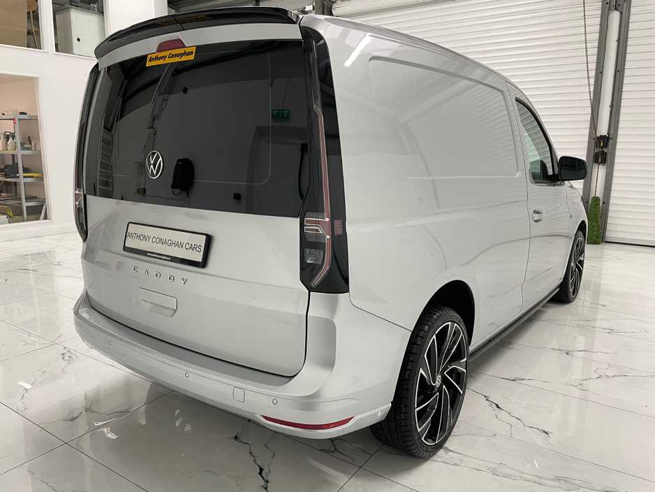 2023 Volkswagen Caddy  €19,995