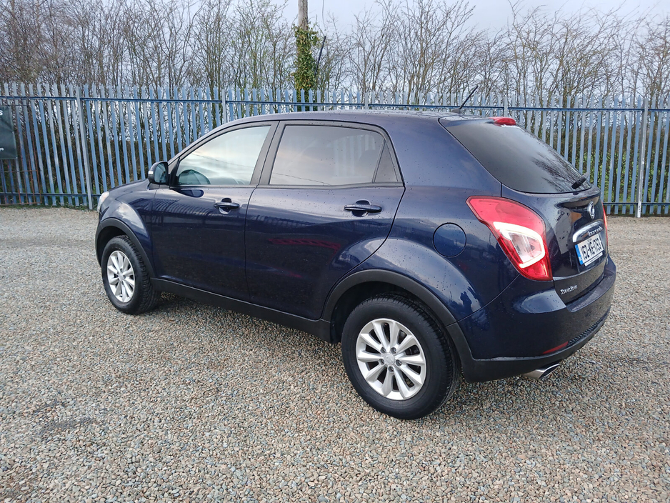 2015 Ssangyong Korando - image 3