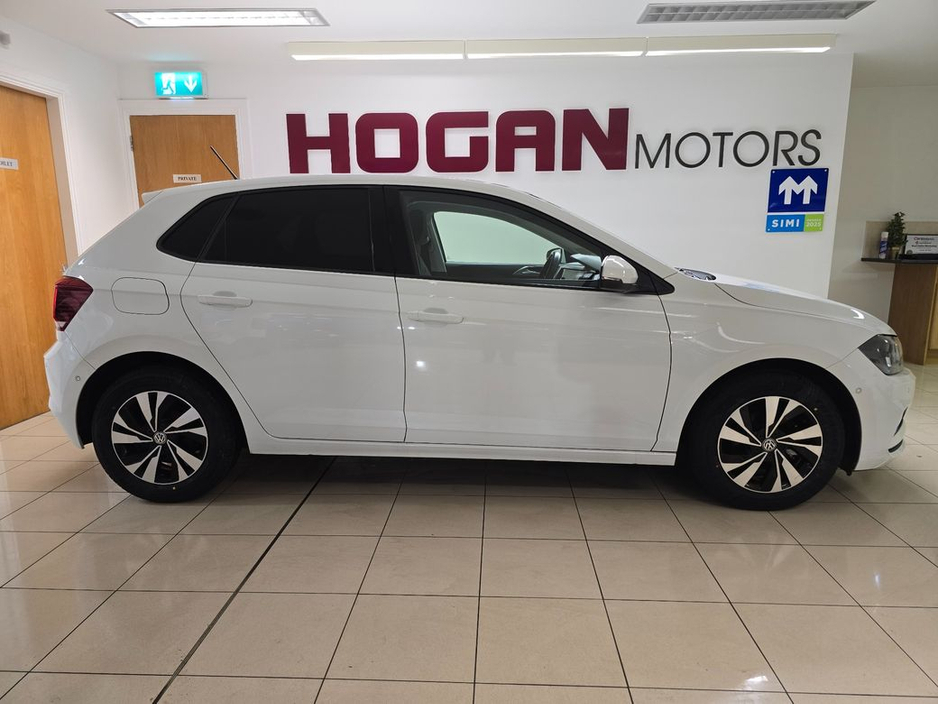 2018 Volkswagen Polo 1.0 TSi Highline 5Dr Automatic * Reversing Camera * Front / Rear Parking Sensors * €15,950