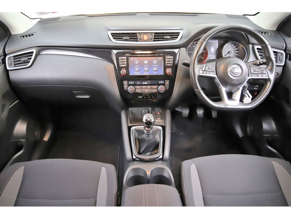 2018 Nissan Qashqai - image 14