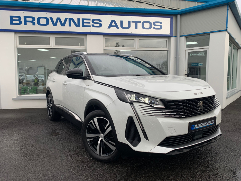 2023 Peugeot 3008 - image 8