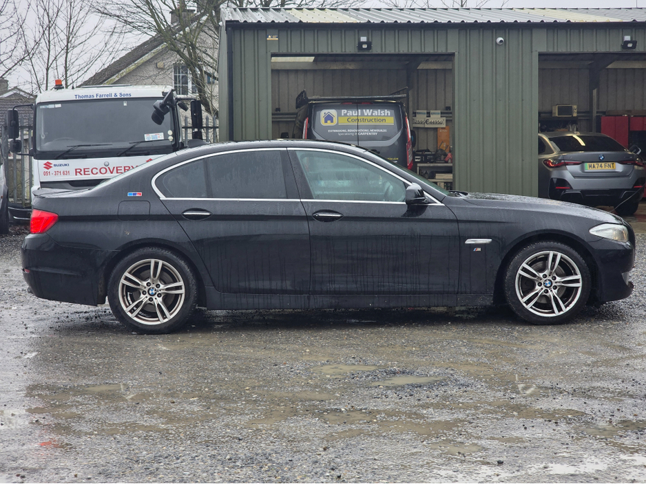 2010 BMW 5 Series - image 8