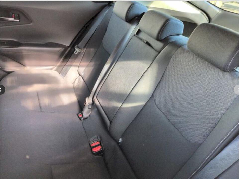 2023 Toyota Prius - image 8