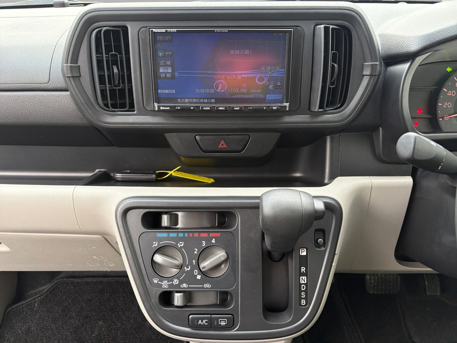 2020 Toyota Passo - image 9