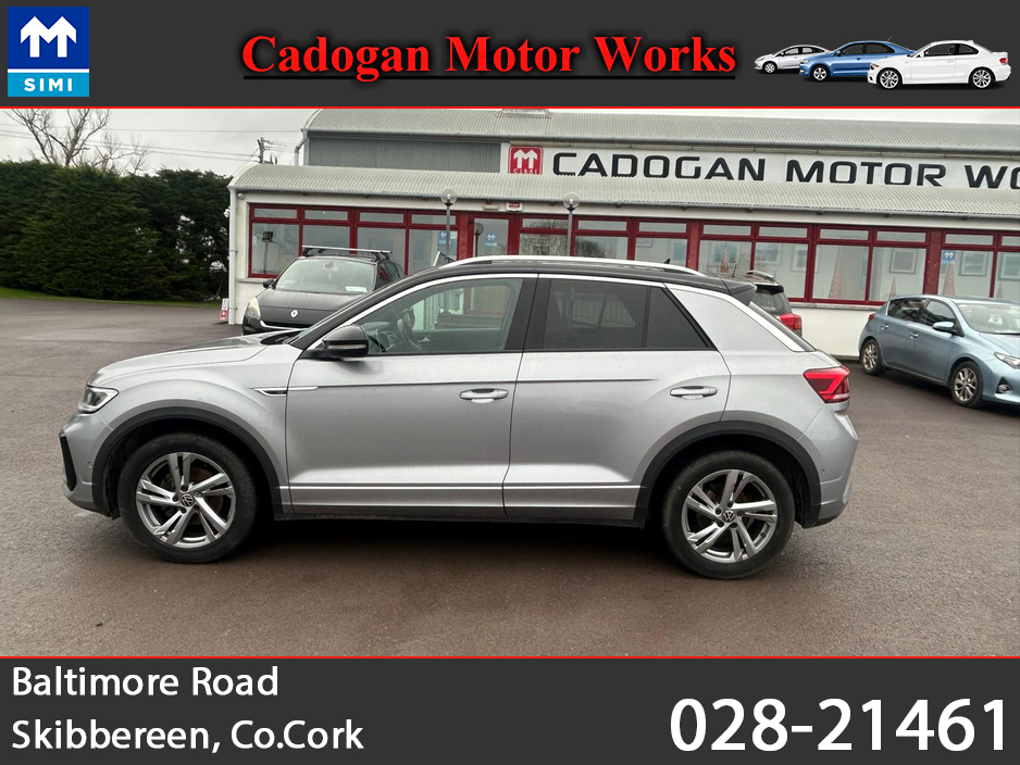 2023 Volkswagen T-Roc - image 3