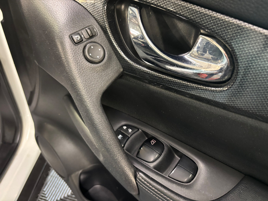 2016 Nissan X-Trail 1.6d SV 7 SEATS €12,950