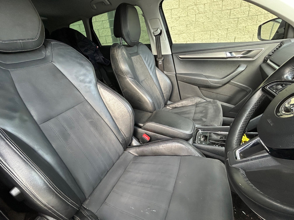 2020 Skoda Karoq 1.6 TDI SE  AUTO **HIGH SPEC ** HALF LEATHER ** APPLE / ANDROID CARPLAY ** STUNNING EXAMPLE ** €22,995