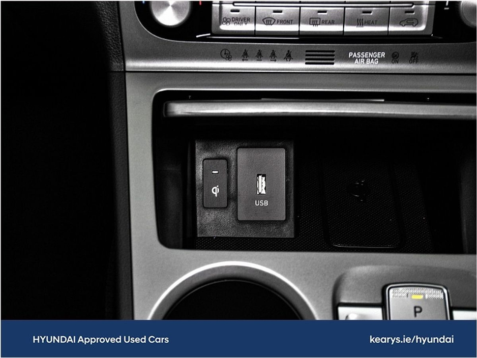 2023 Hyundai Kona EV Premium 64 kWh