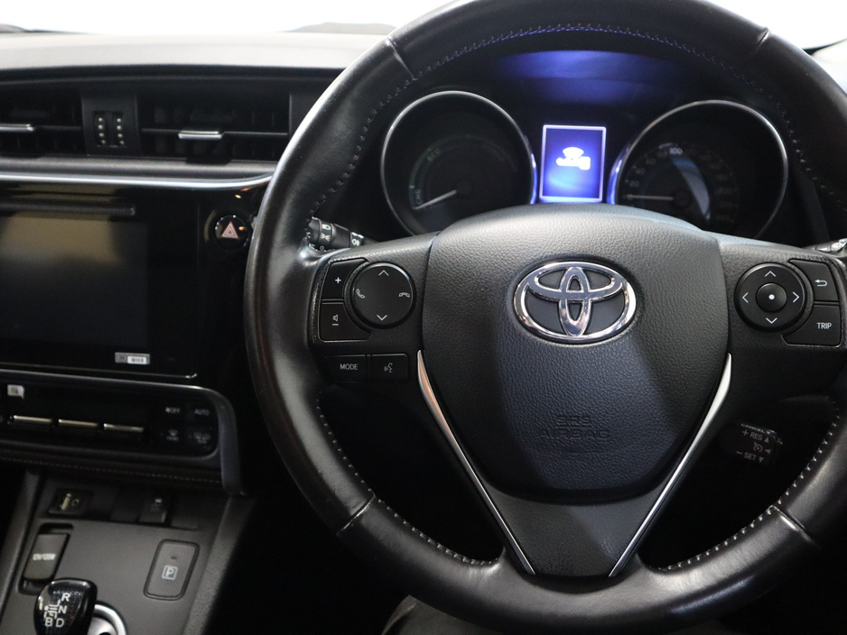 2016 Toyota Auris *105* 1.8 HYBRID LUNA 4DR AUTO €12,900