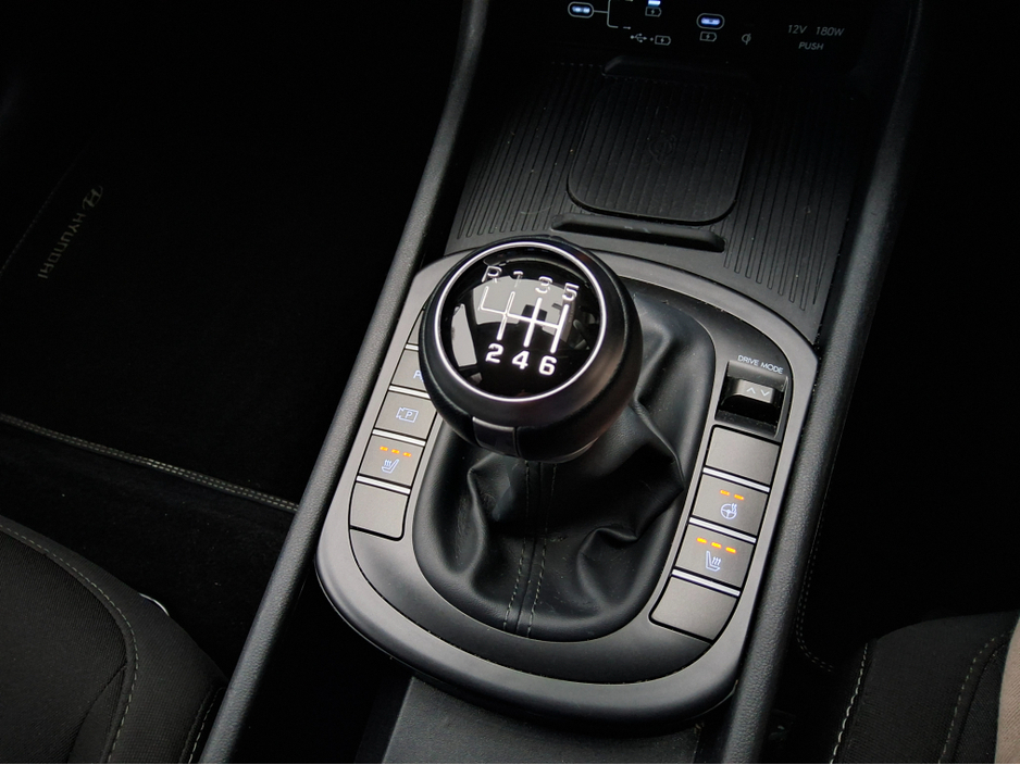 2024 Hyundai Kona - image 16