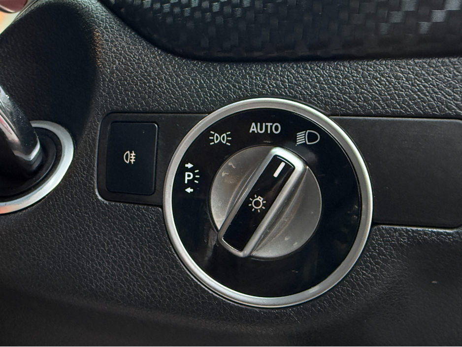 2014 Mercedes-Benz A Class A180 AMG INTERIOR FULL LEATHER SEATS / HI SPEC / SYSTEM LOW ROAD TAX BAND / SIMI DEALER €13,950