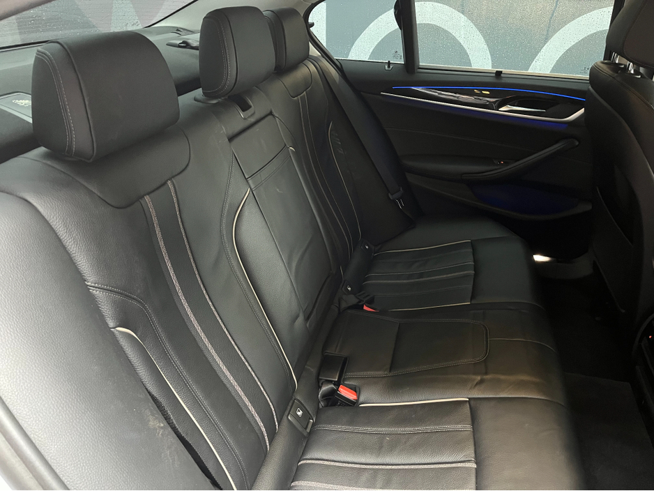 2017 BMW 5 Series ONLY €20950! 2017 BMW 530E LUXURY PERFORMANCE 2.0 AUTOMATIC / CRUISE CONTROL / 360° PARKING CAMERA / ELECTRIC MEMORY & HEATED SEATS / AMBIENT LIGHTS / HEATED REAR SEATS €20,950