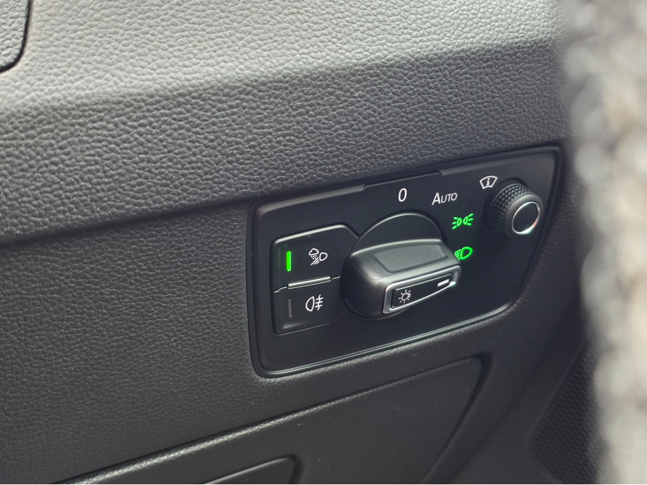 2022 Volkswagen Arteon - image 29