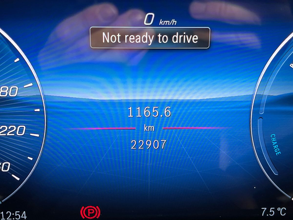 2025 Mercedes-Benz E Class - image 9