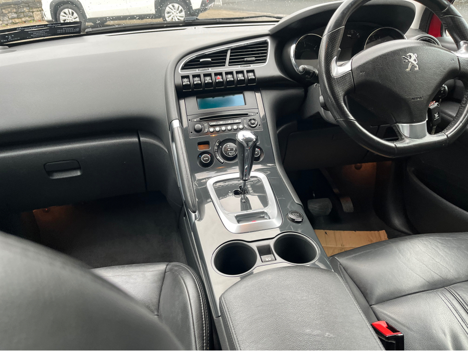 2014 Peugeot 3008 - image 10