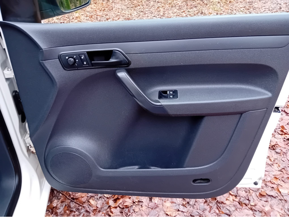 2015 Volkswagen Caddy 1.6 TDI  MANUAL. VAN  @ REDDY2DRIVE LTD €4,850