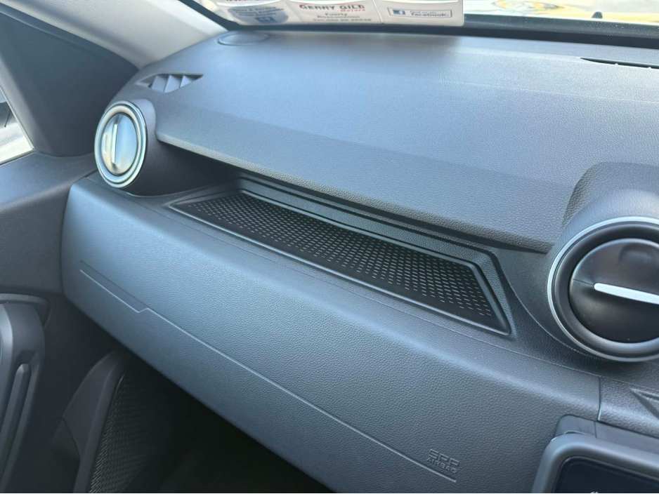 2024 Dacia Duster - image 18