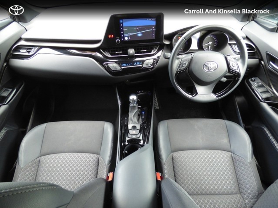 2023 Toyota C-HR - image 6