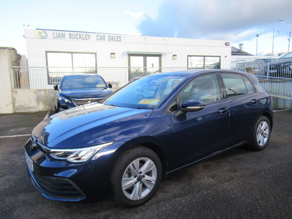 2024 Volkswagen Golf Life 2.0 TDI 115HP 5DR €30,940