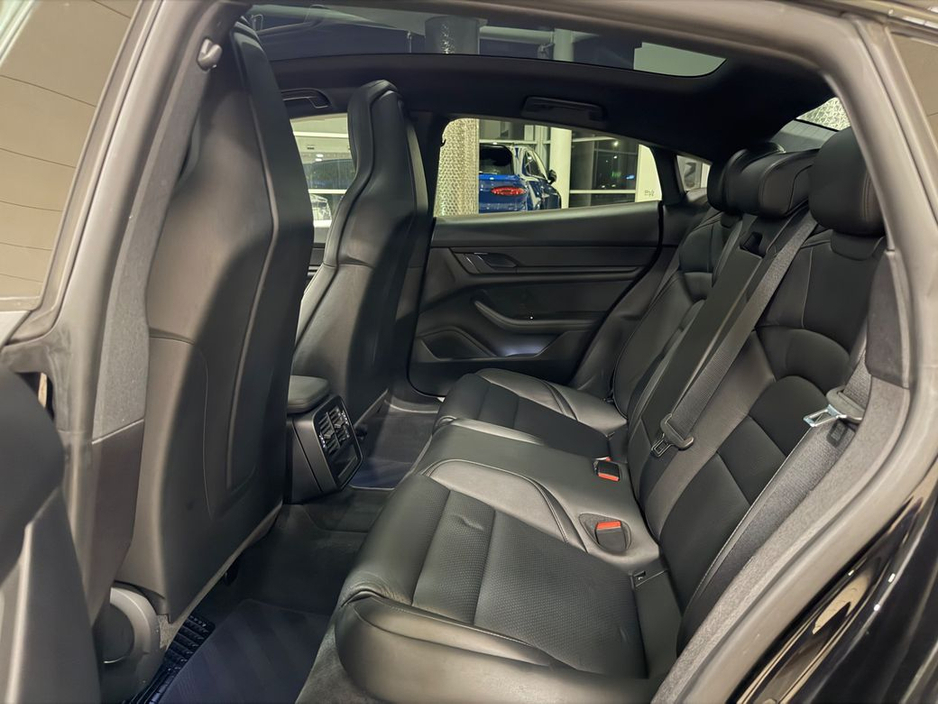 2021 Porsche Taycan 4S=HUGE SPEC//LOW MILES//D REG=FULL PORSCHE SERVICE HISTORY=TAILORED FINANCE PACKAGES AVAILABLE=TRADE IN'S WELCOME €57,995