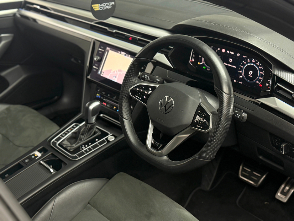 2024 Volkswagen Arteon R-LINE 1.4 TSI PHEV DSG *PAN ROOF* €45,990