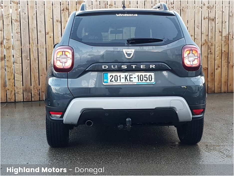 2020 Dacia Duster - image 11