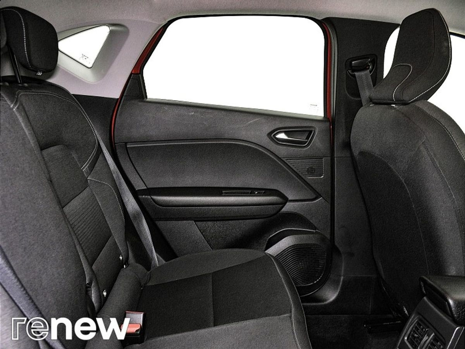 2021 Renault Captur - image 11